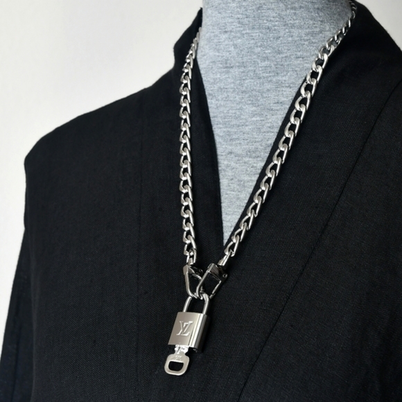 Authentic Louis Vuitton SILVER Lock & Keys Necklace #315 NEW ~2 Chains Included✨ - Picture 6 of 11